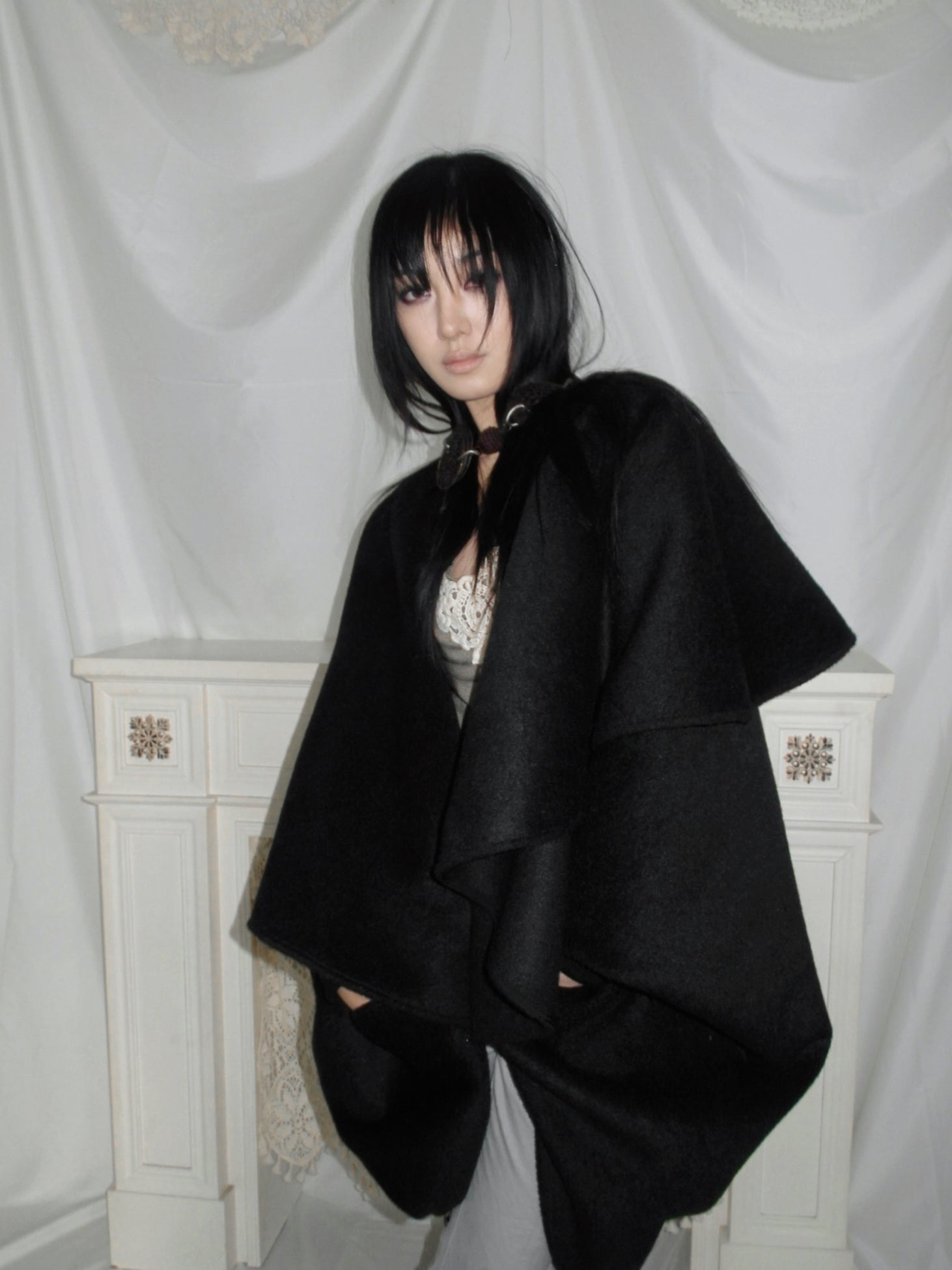 Unrestricted medieval knight's cloak