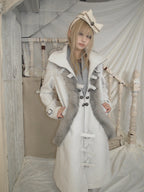 Snow‑Hued Fur‑Trimmed Coat