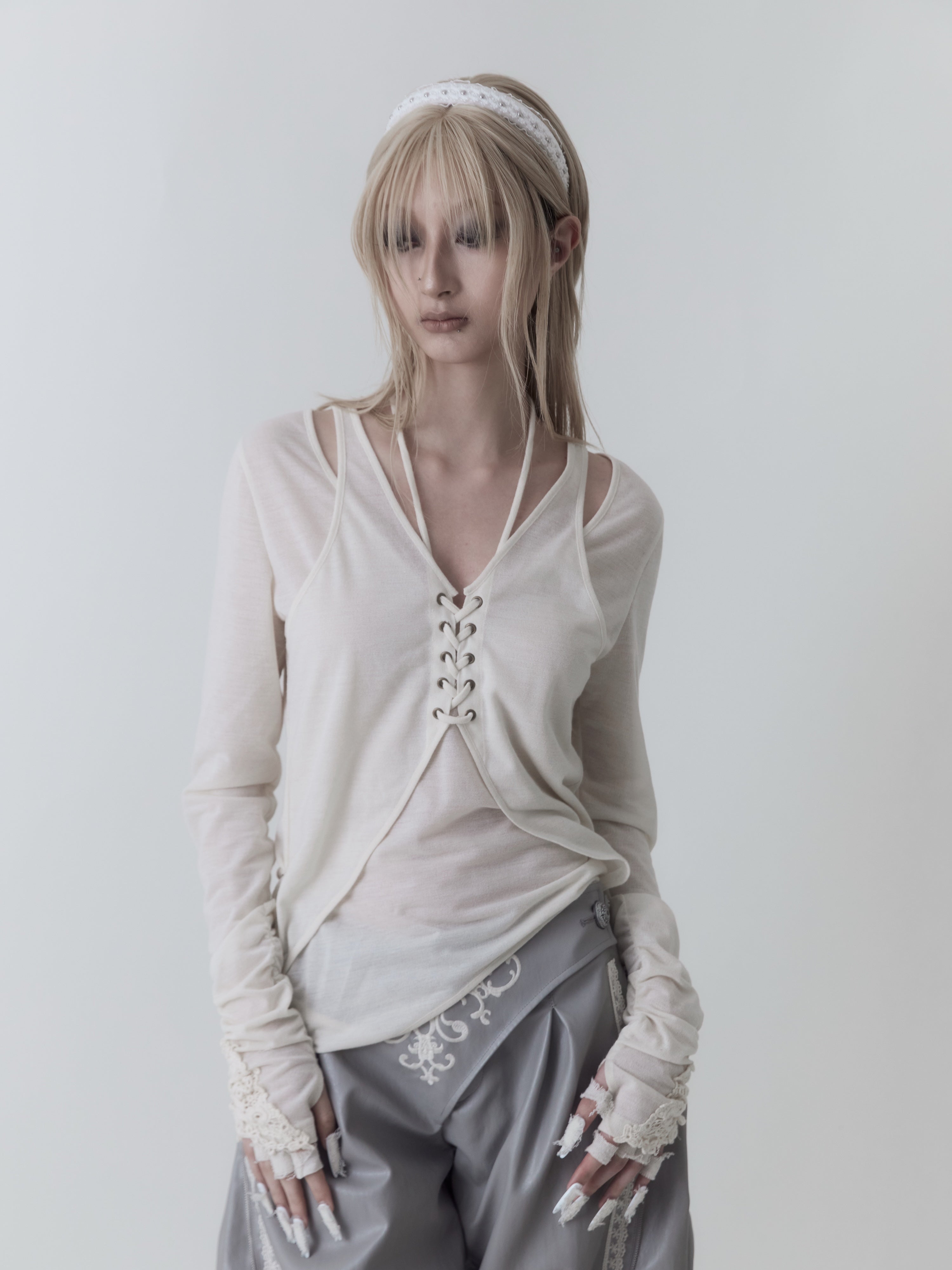 SnowCastle Hunter Vine Top