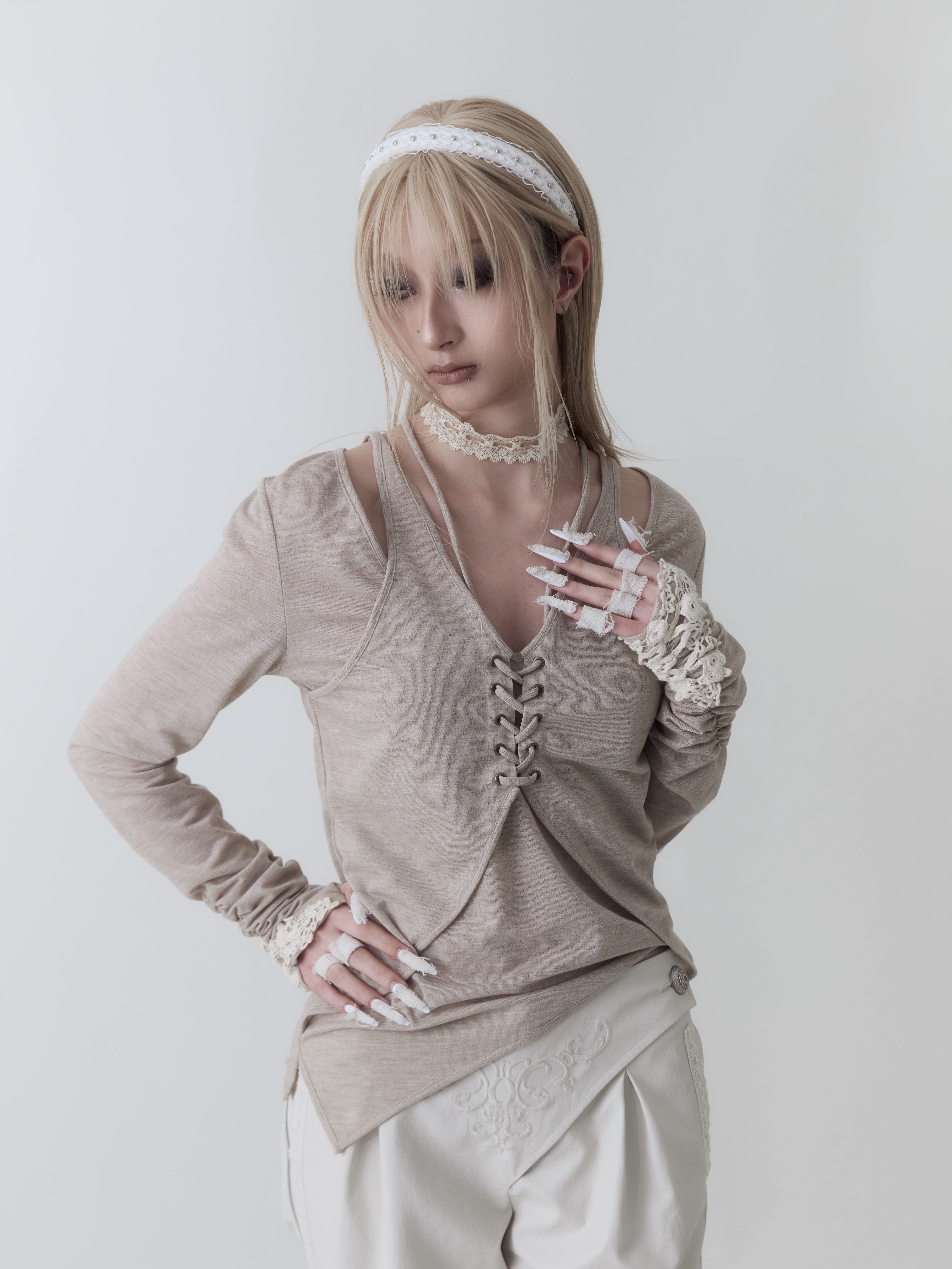 SnowCastle Hunter Vine Top