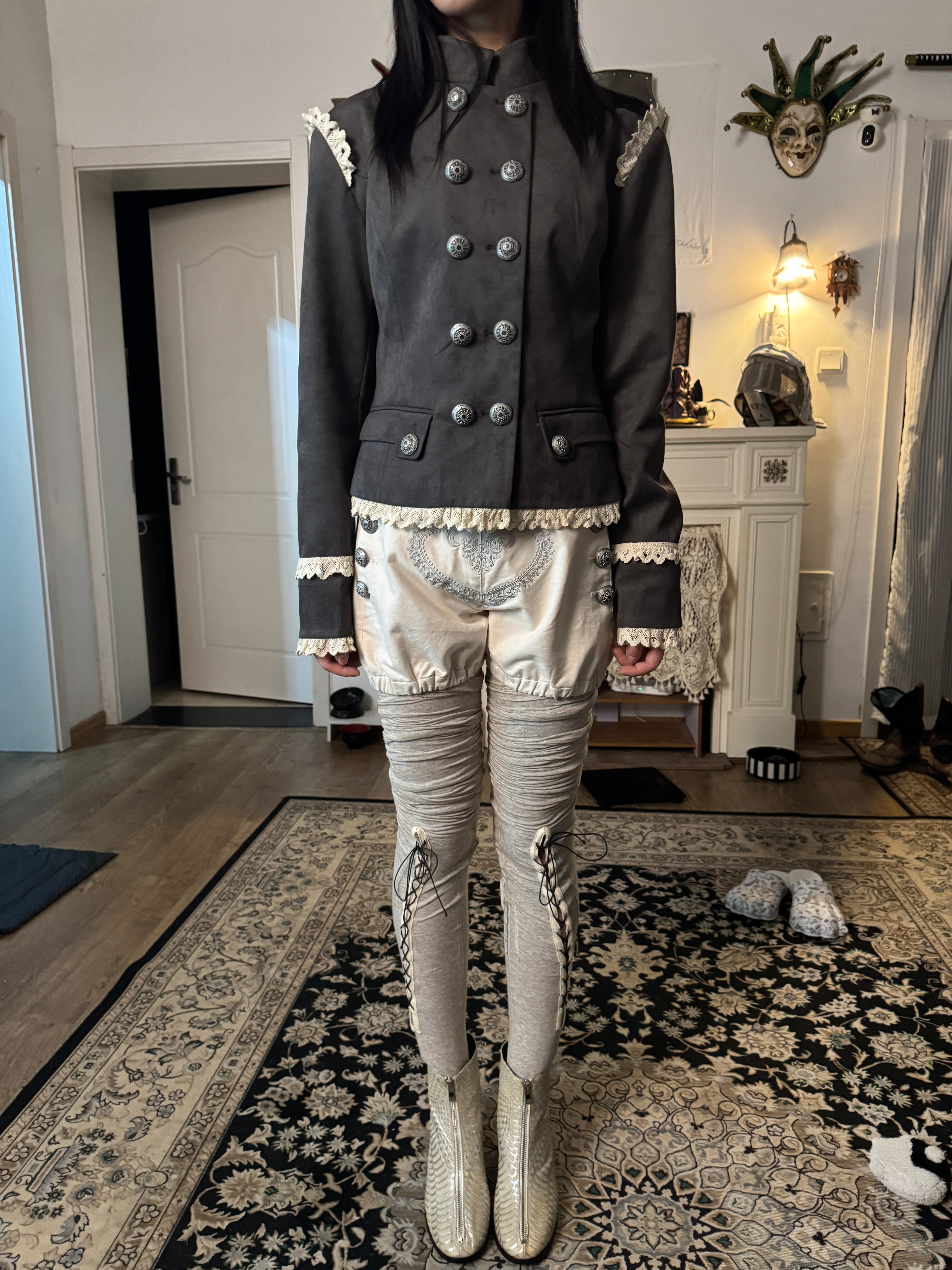 52-hole strap legging