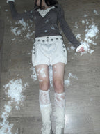 Heart-embroidered court shorts